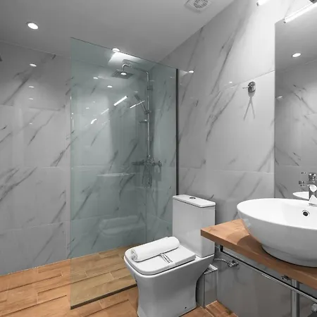 Big Apple #5, Nilie Hospitality Mgmt Apartamento