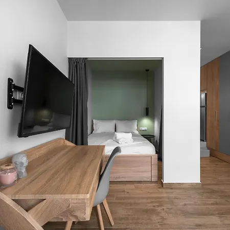 Big Apple #5, Nilie Hospitality Mgmt * Thessaloniki