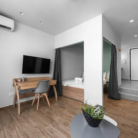 Apartment Big Apple #5, Nilie Hospitality Mgmt *